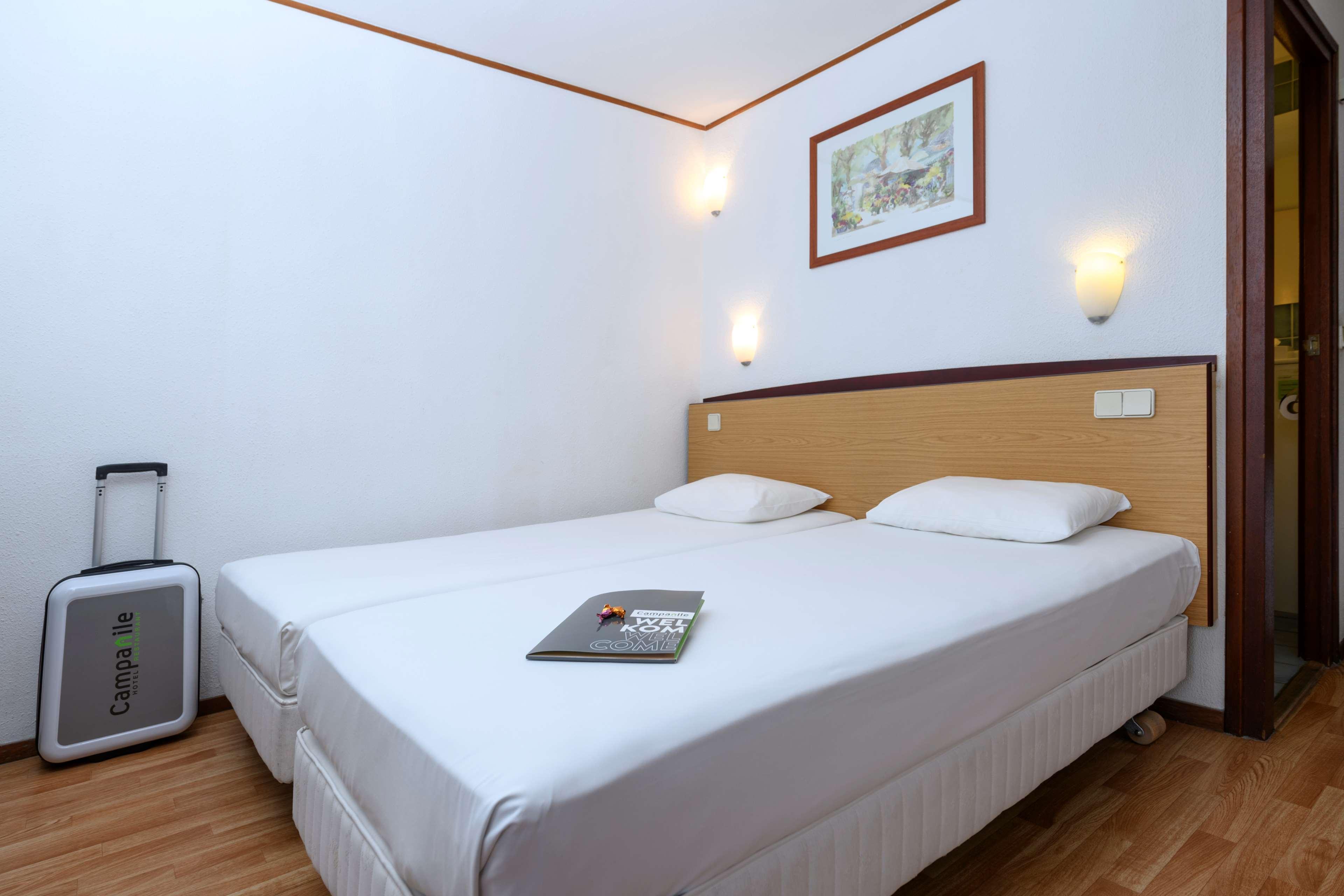 แคมพาไนล์ โฮเต็ล แอนด์ เรสเทอรองค์ เดล์ฟท์ Hotel เดลฟท์ ภายนอก รูปภาพ